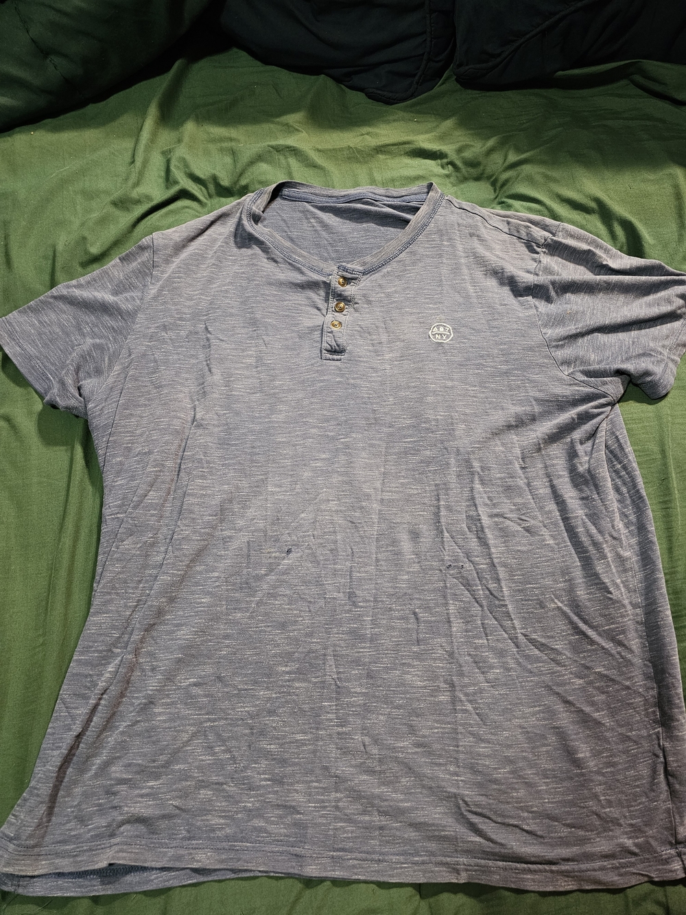Aeropostale Heathered Light Blue Short-Sleeve Henley Tee